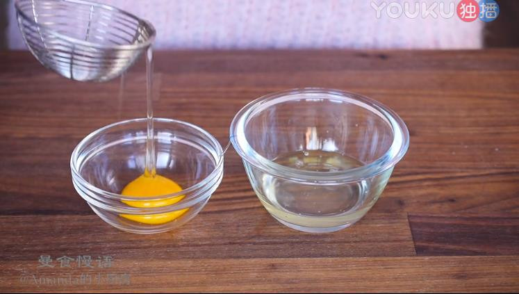 Tự làm bánh pudding trứng nướng khiến bé lười ăn nhất cũng mê mẩn