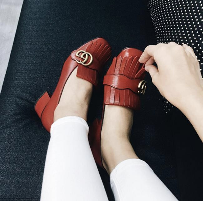 'Đo' tài sản và sở thích săn hàng hiệu của Hương Tràm và Chi Pu