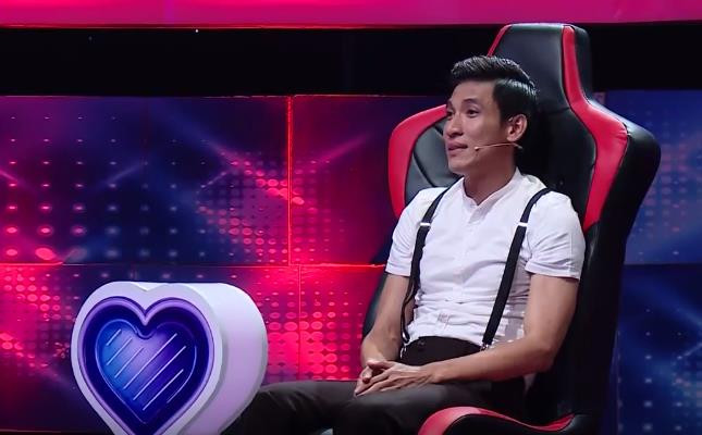 Cô gái Gia Lai mang muối kiến đi tỏ tình, bị Cường Seven thẳng thừng từ chối