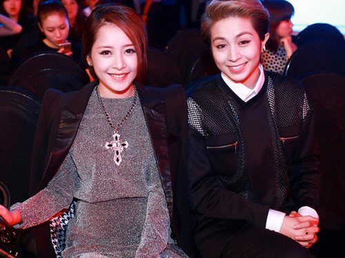 'Đo' tài sản và sở thích săn hàng hiệu của Hương Tràm và Chi Pu