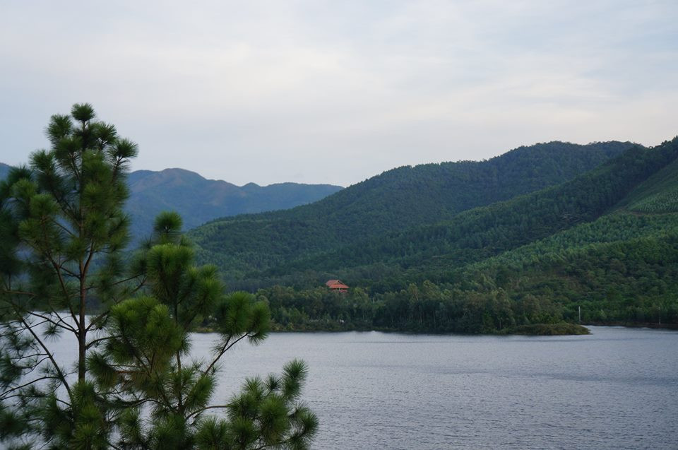 Đổi gió về Đông Triều thưởng ngoạn cảnh quê thơ mộng tại đồi Khe Chè