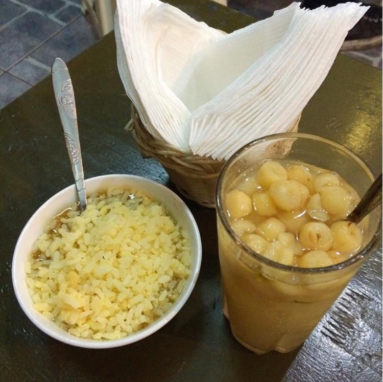 Điểm mặt 4 hàng chè truyền thống 'gây thương nhớ' mùa thu Hà Nội