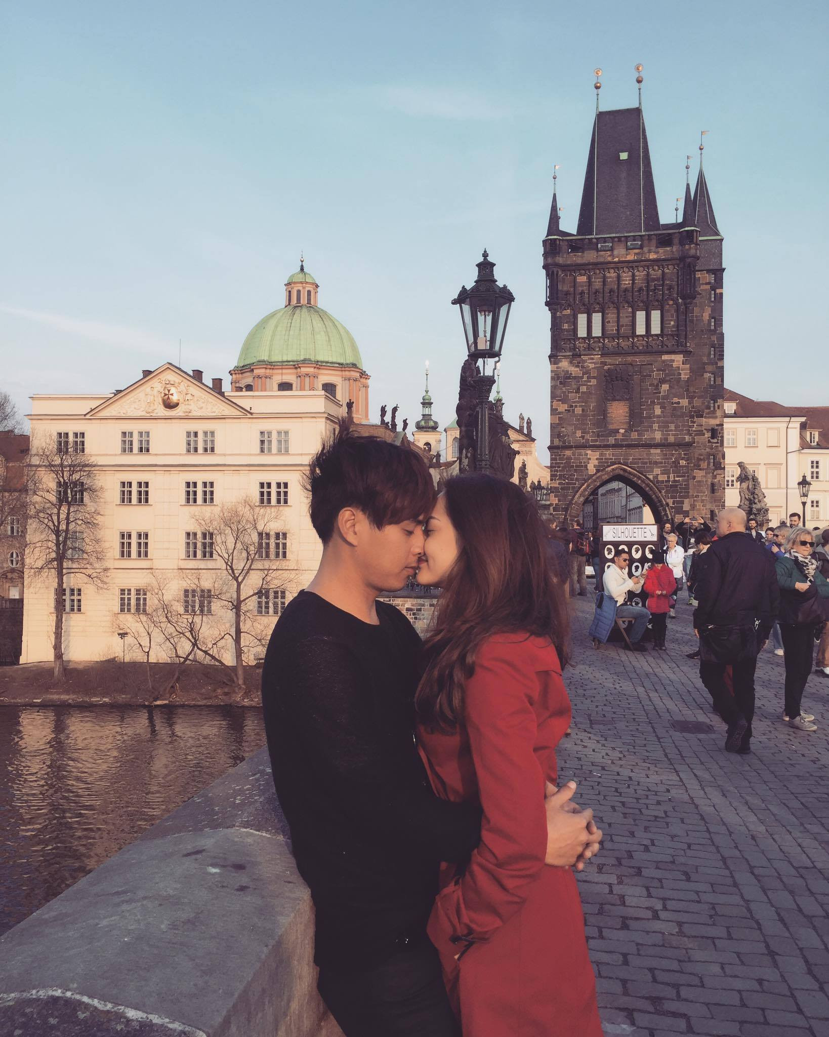 Bảo Anh và Hồ Quang Hiếu bất ngờ 'đường ai nấy đi' sau 2 năm hẹn hò