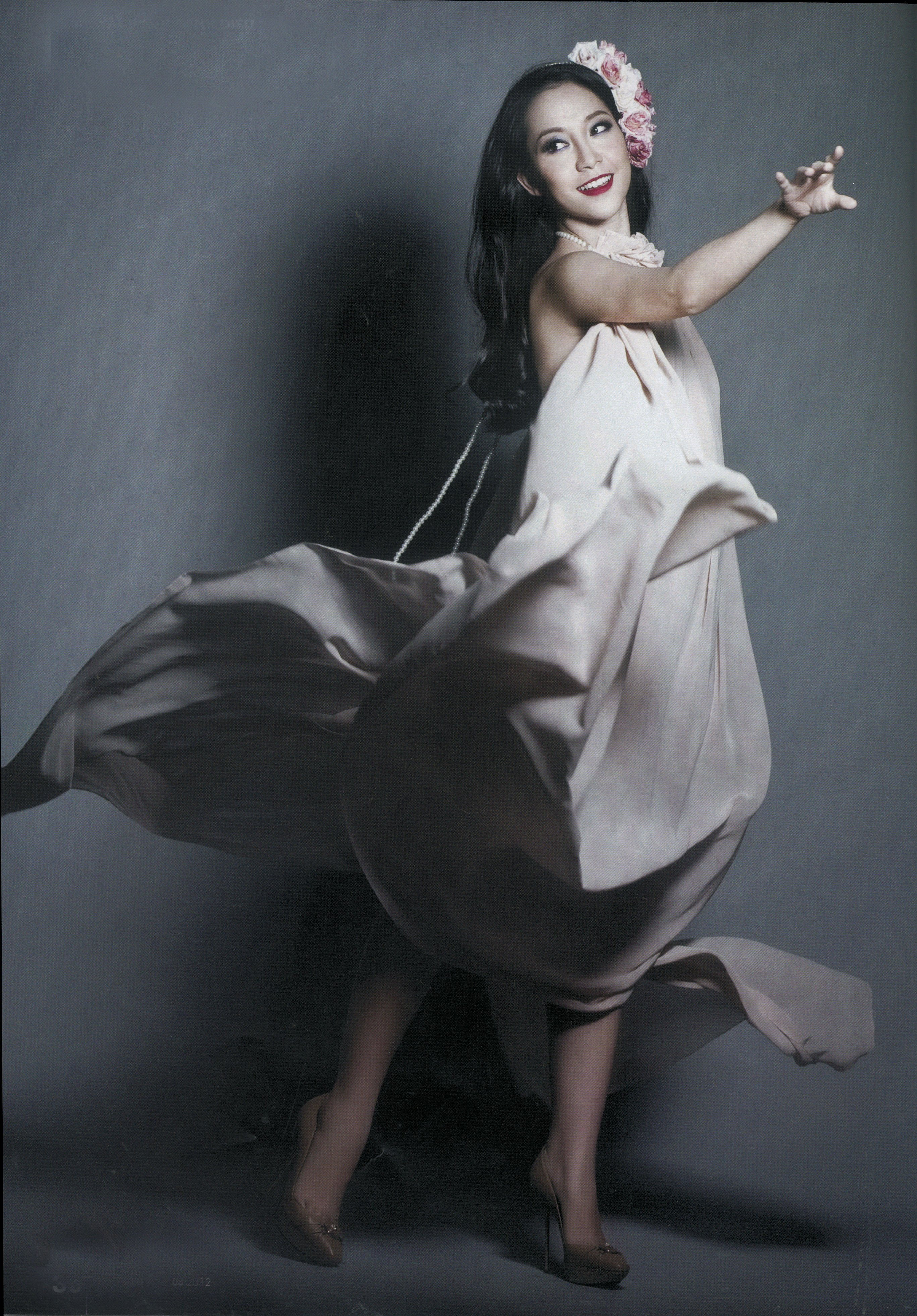 Loạt ảnh mẹ bầu xinh đẹp và cuốn hút chứng minh: Phụ nữ đẹp nhất khi làm mẹ