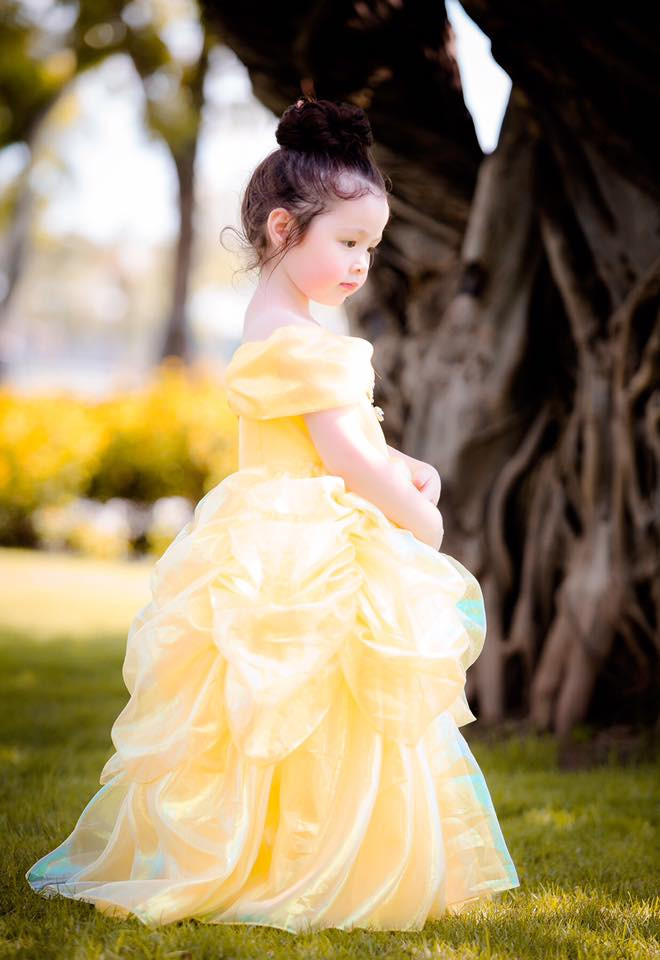 Đầu tuần ngắm công chúa nhỏ Cadie lấy năng lượng làm việc hăng say