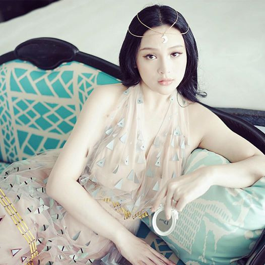 Đặt lên bàn cân dàn 'hot girl bỉm sữa Việt': Ai viên mãn hơn ai?