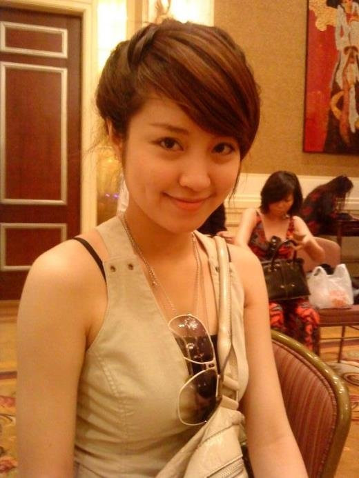 Đặt lên bàn cân dàn 'hot girl bỉm sữa Việt': Ai viên mãn hơn ai?