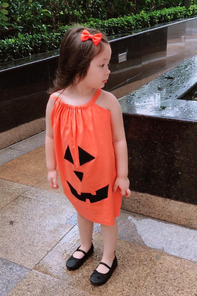 Đầu tuần ngắm công chúa nhỏ Cadie lấy năng lượng làm việc hăng say