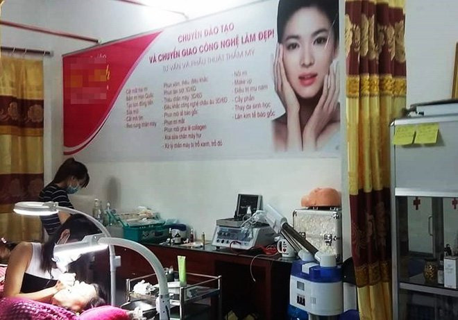 Cô gái mù mắt trái sau khi tiêm filler: “Không có bạn trai, tôi đã không gắng gượng được đến lúc này” - Ảnh 3. Cô gái mù mắt trái sau khi tiêm filler: “Không có bạn trai, tôi đã không gắng gượng được đến lúc này” - Ảnh 3.