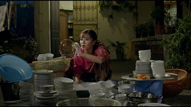 Image result for rửa bát ngày tết