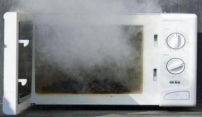 Image result for những thực phẩm không nên quay trong lò vi sóng