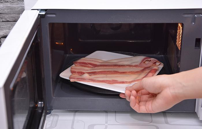 Image result for những thực phẩm không nên quay trong lò vi sóng