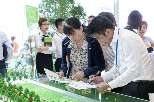 nhan-vien-kinh-doanh-bat-dong-san-moi-gioi-bat-dong-san-1528084009535948783080