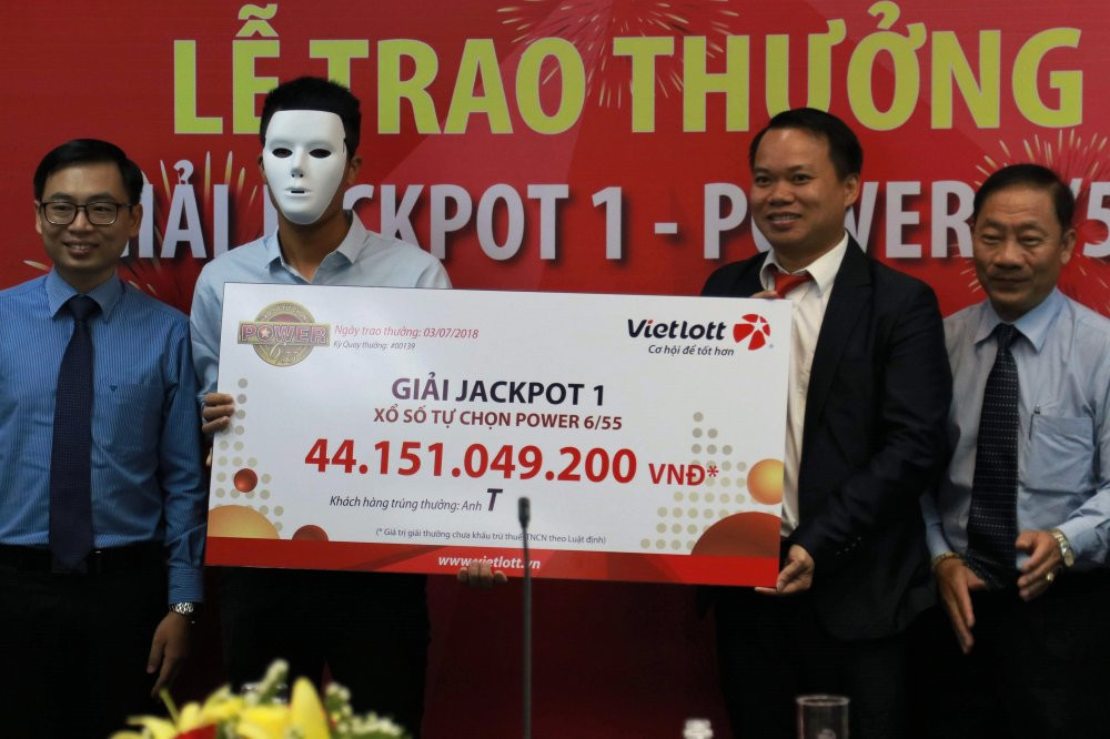 received_1888375154559522