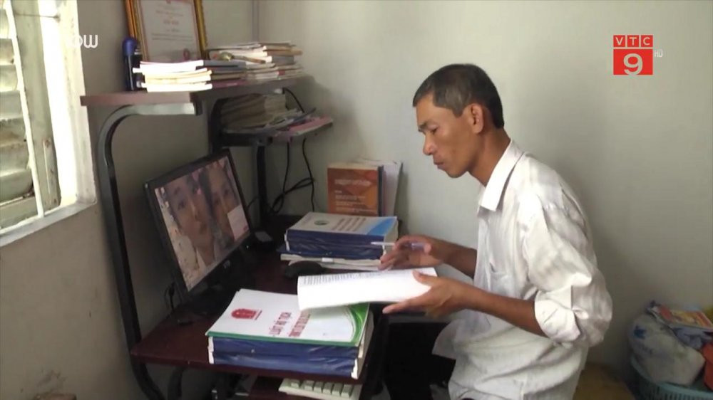 chuyen-la-nguoi-ban-ve-so-thi-dau-cong-chuc--vtc9-1606