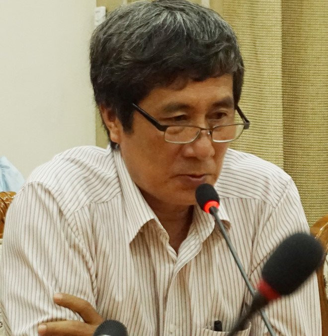 hieu truong thpt long thoi