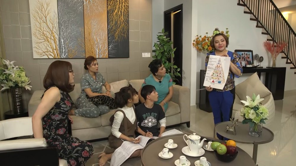 Phim gia dinh 4.0_ chien dich an sach 18-9-2018.mp4_snapshot_04.31.251 4