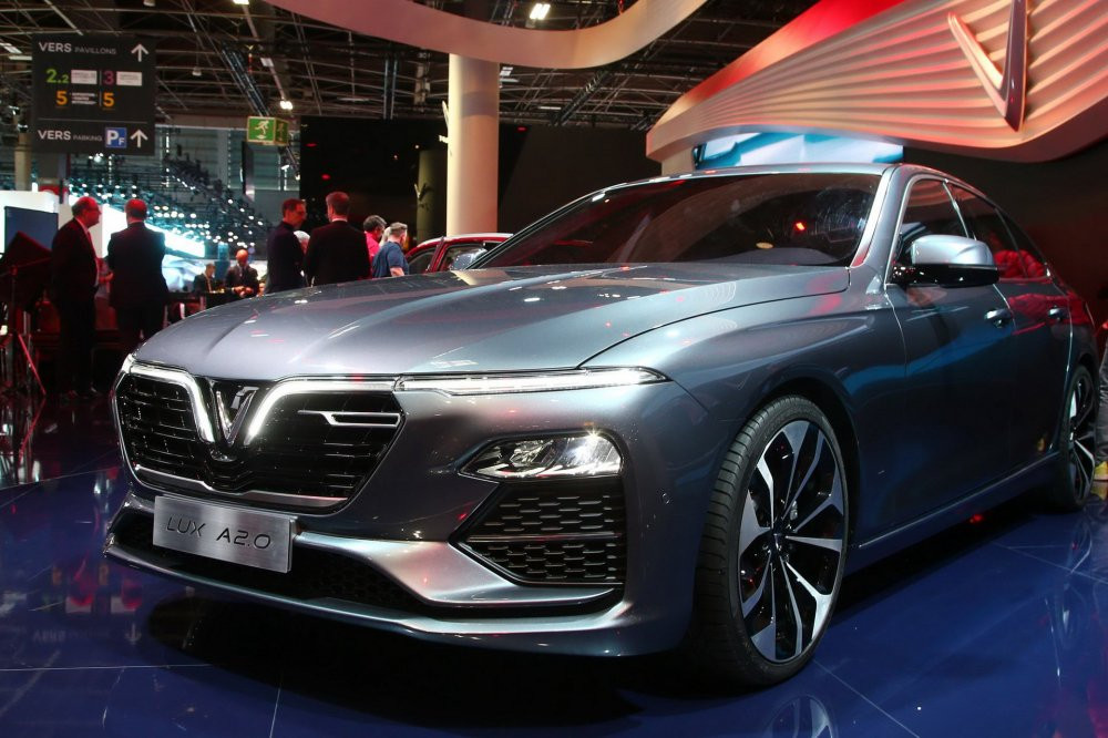a77d8e85-vinfast-suv-sedan-paris-debuts-29