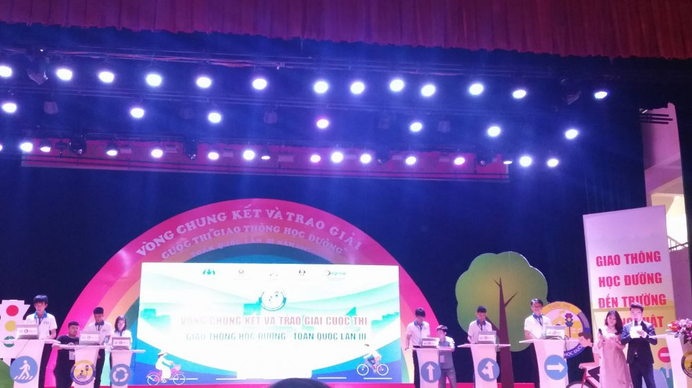 32920034_1558904827555519_1763016566712041472_n