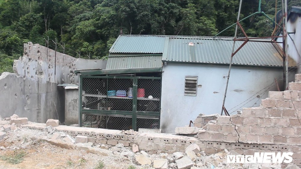 MVI_9904.MOV.00_00_00_00