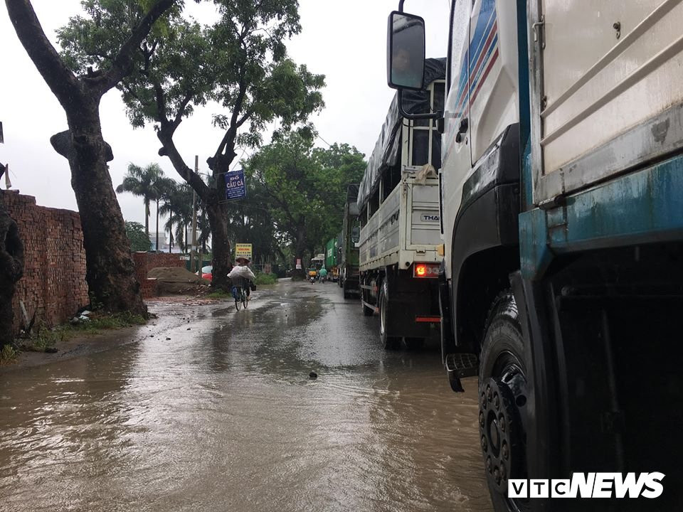 37627898_1583849438391922_6065191410540216320_n 8