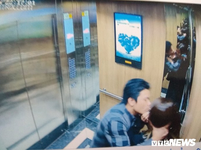 b9f703a9484daa13f35c-1806046