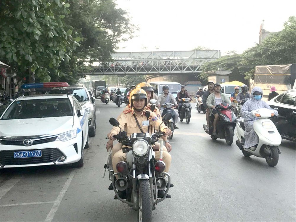 canh-sat-giao-thong 6