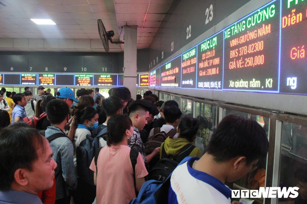 nguoi-dan-ve-que-nghi-le-5 4