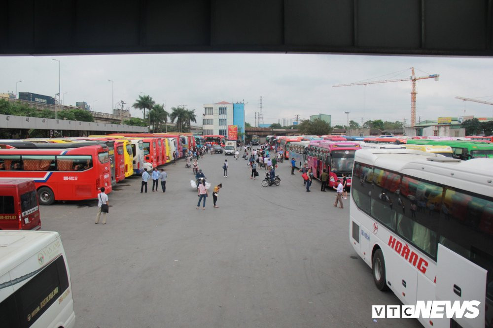 nguoi-dan-ve-que-nghi-le-8 8