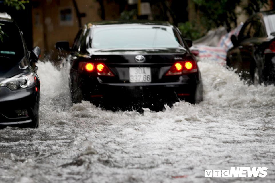 Ha-Noi-ngap-ung-4 11