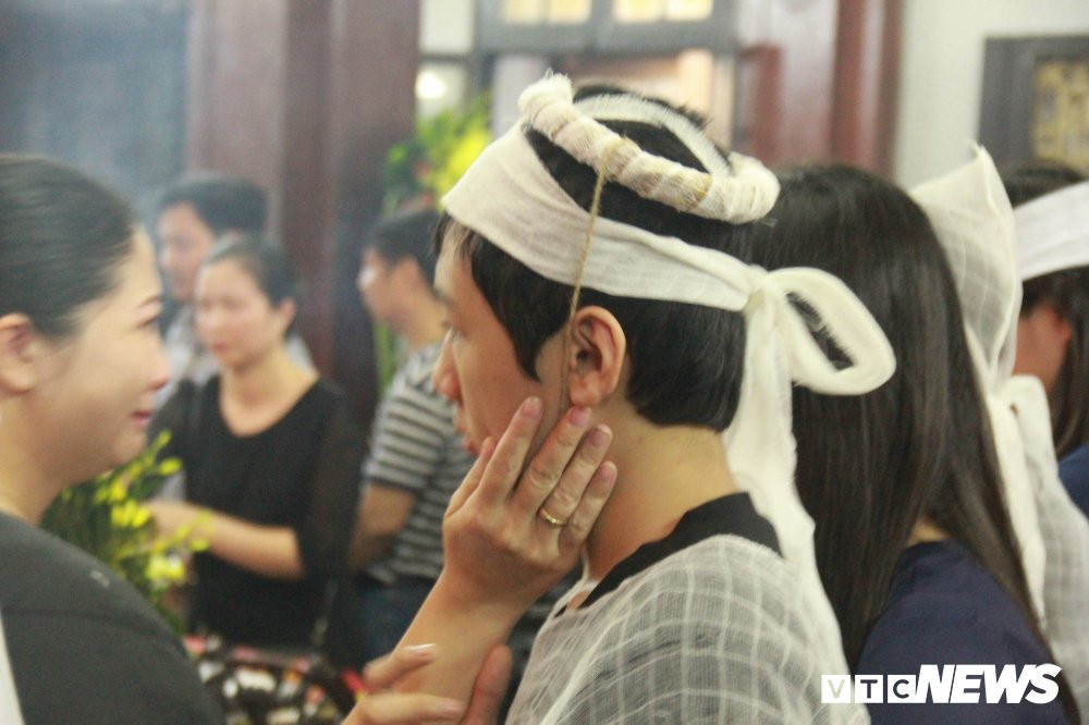 nan-nhan-bi-xe-mercedes-tong-o-ham-kim-lien-5 5