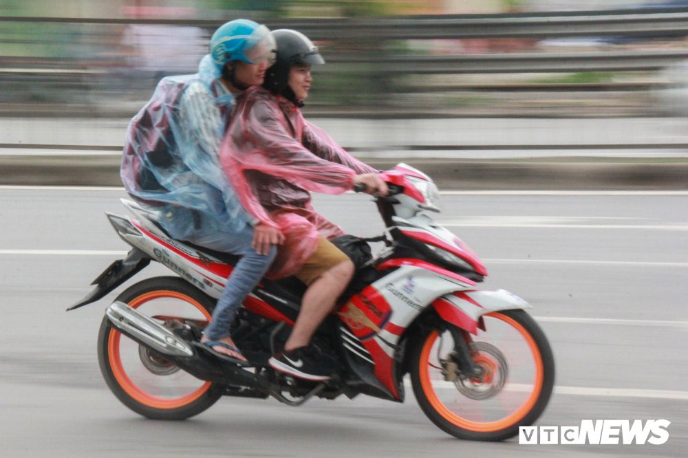 nguoi-dan-tro-lai-trung-tam-thu-do-2 7