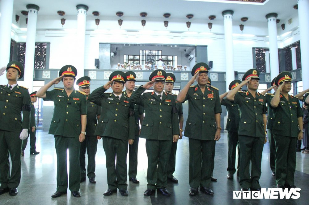 dam-tang-thieu-tuong-pham-ngoc-lan-4 7