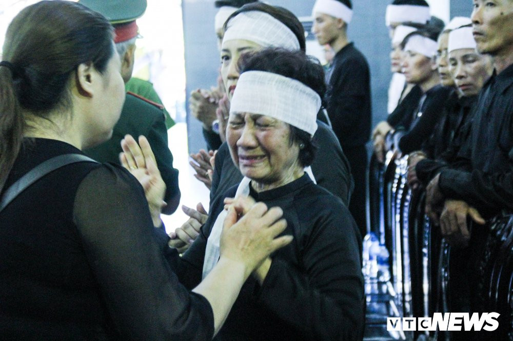 dam-tang-thieu-tuong-pham-ngoc-lan-6 11