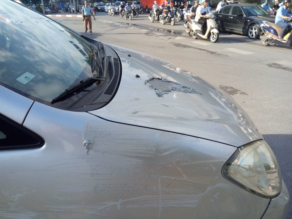 doi-a-xit-vao-xe-o-to- 3