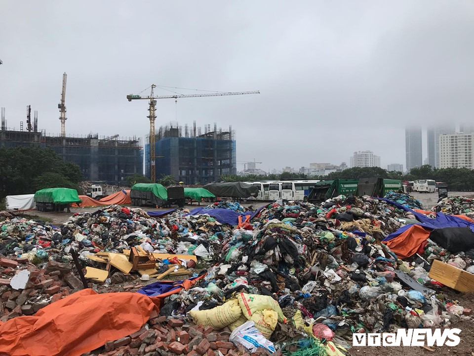 rac-thai-o-ha-noi-2 (1)