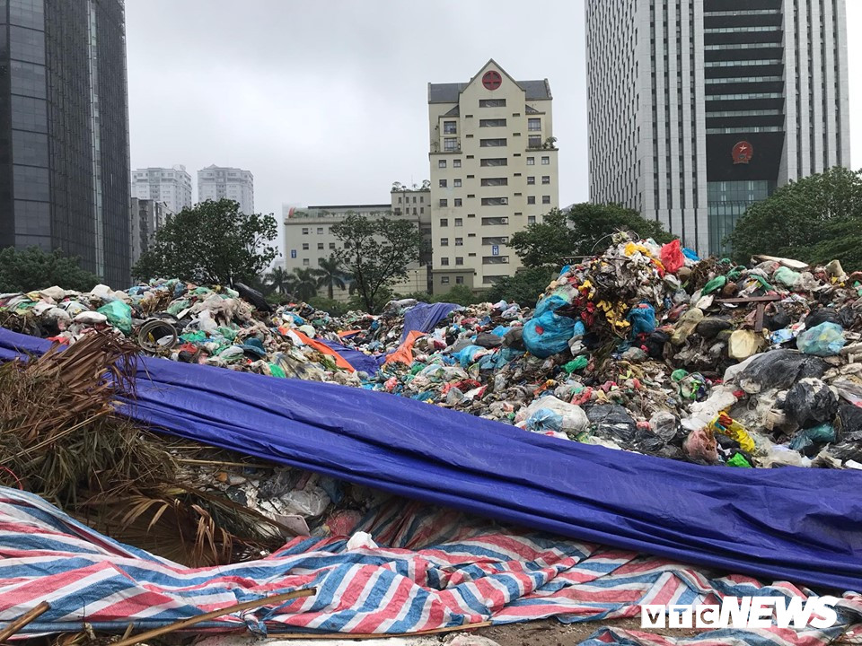 rac-thai-o-ha-noi-2 (5)