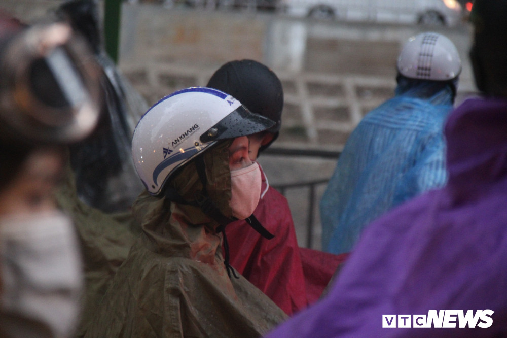 y-thuc-kem-cua-nguoi-dan-khi tham-gia-giao-thong-1- (1) 8