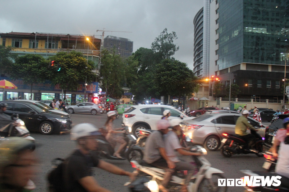 du-an-duong-huynh-thuc-khang-keo-dai-1-1 (10) 9