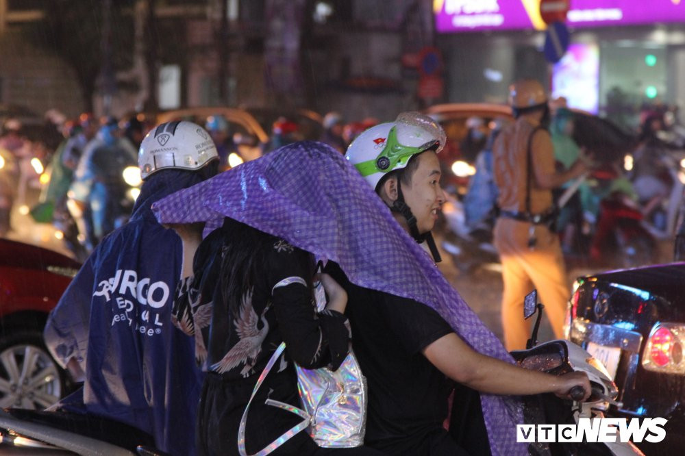 canh-sat-giao-thong-1-1- (3) 5