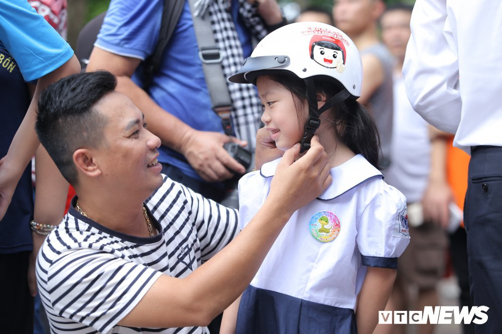 doi-mu-bao-hiem-cho-tre-em-1-1-1 (14) 8