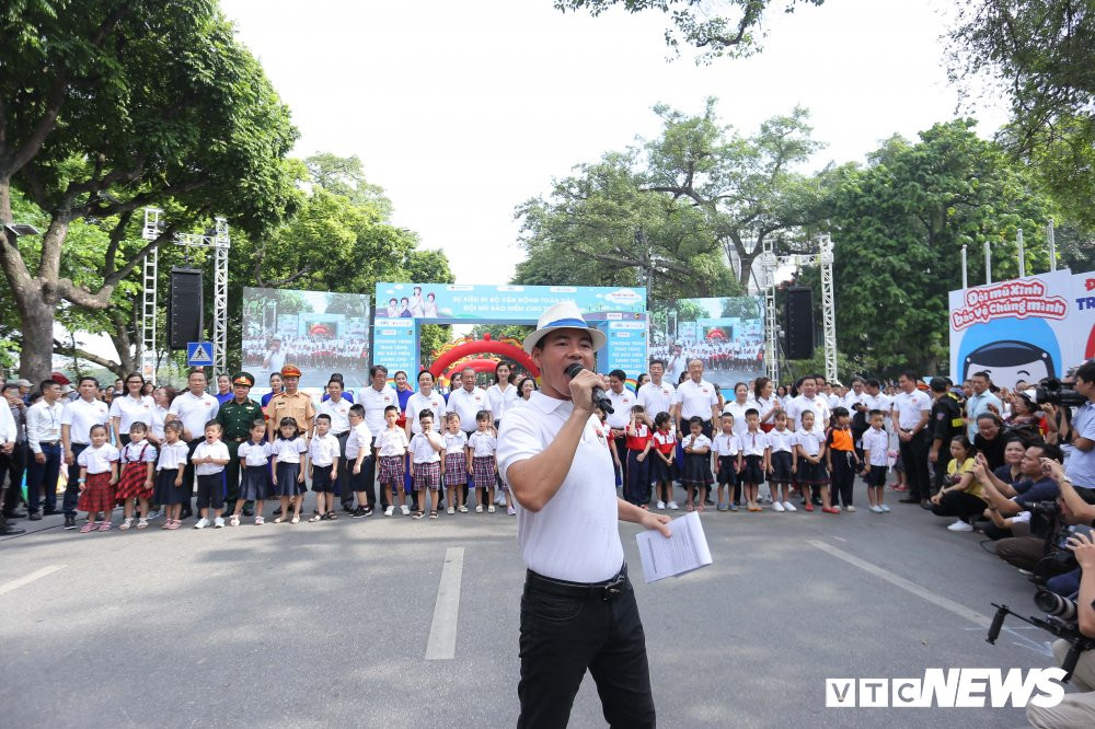 doi-mu-bao-hiem-cho-tre-em-1-1-1 (3) 9