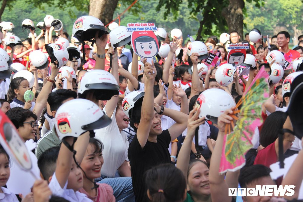 doi-mu-bao-hiem-cho-tre-em-1-1-1 (8) 11