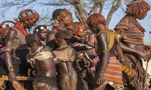 kinh-di-tuc-danh-nguoi-yeu-tham-te-de-bay-to-tinh-cam-hinh-6