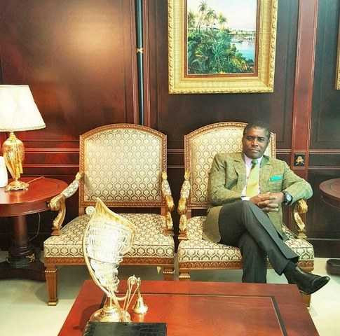 147986193568756-15--copy-