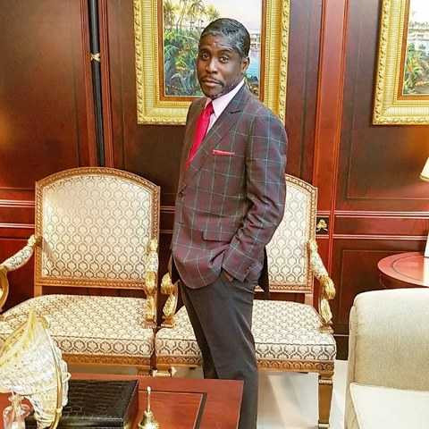 147986193588579-12--copy-