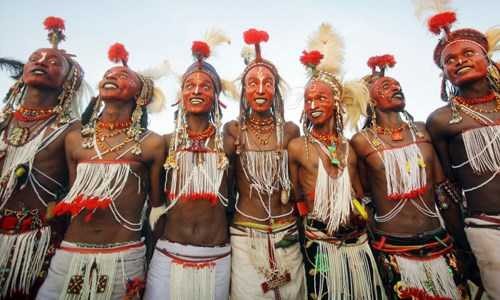 giai-ma-tap-tuc-hiem-co-kho-tin-o-luc-dia-den