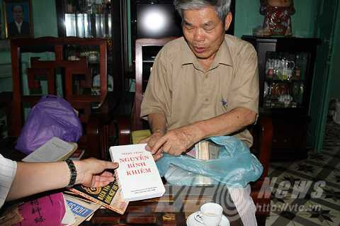 trang-trinh-nguyen-binh-khiem-loi-tien-tri-kinh-ngac-trong-phan-mo-0