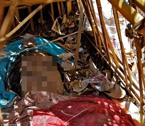 nbijtuc-dat-xac-nguoi-chet-trong-long-tre-den-phan-huy-nang_3