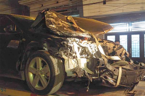 xe dien gay tai nan lien hoan